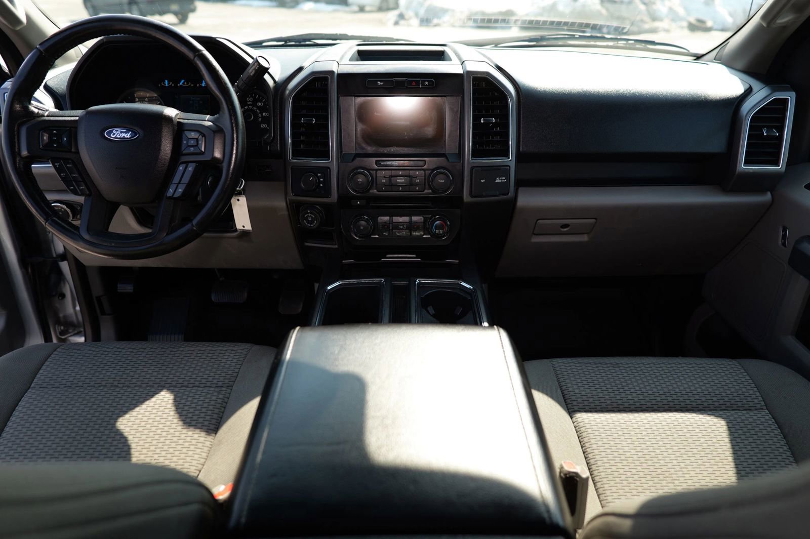 Used 2017 Ford F150 XLT w/ Equipment Group 302A Luxury image 18