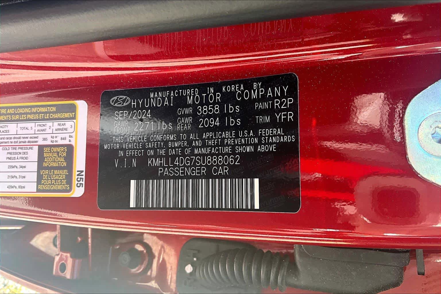 Used 2025 Hyundai Elantra SE w/ Cargo Package FWD image 34