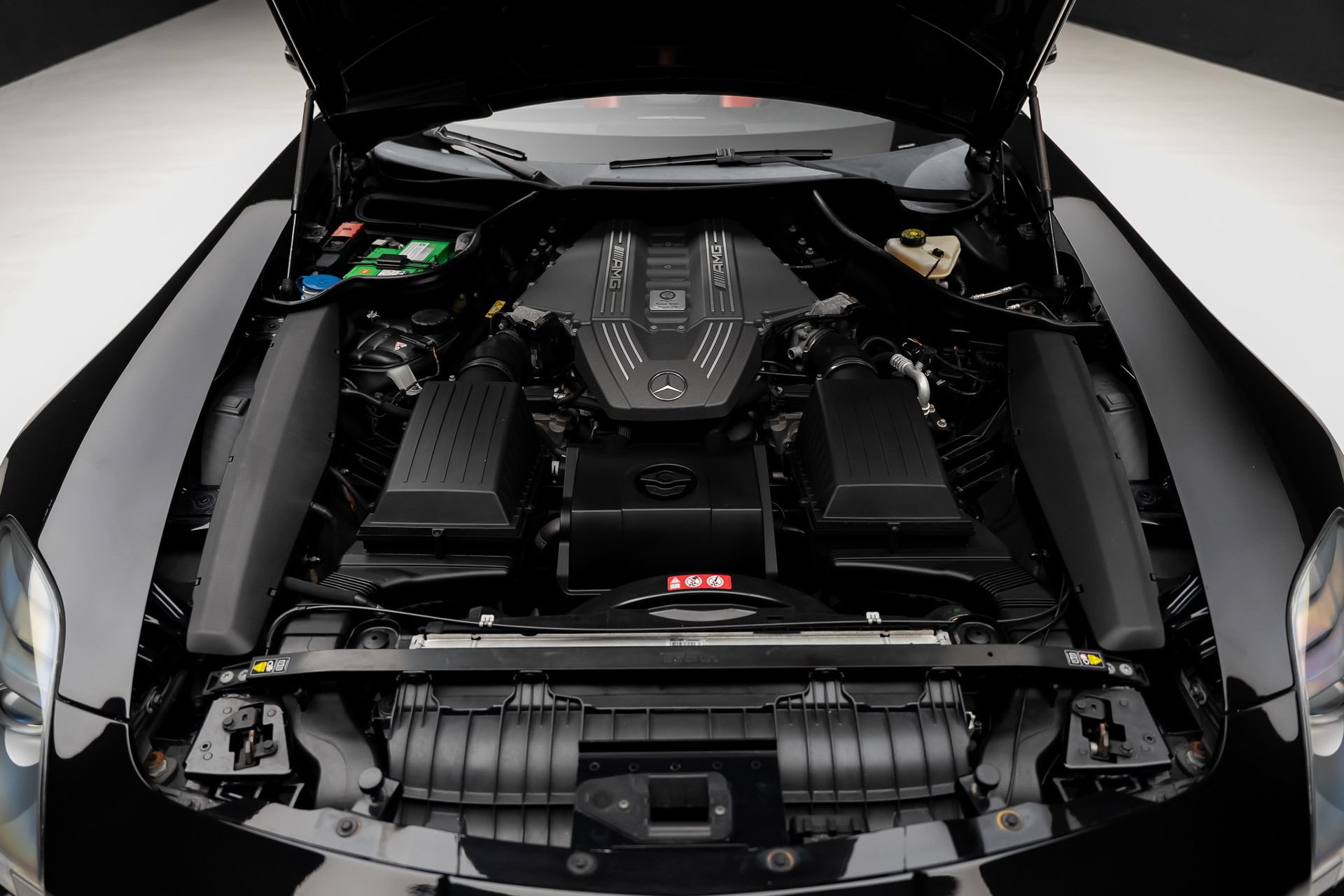 Used 2012 Mercedes-Benz SLS AMG Roadster image 75