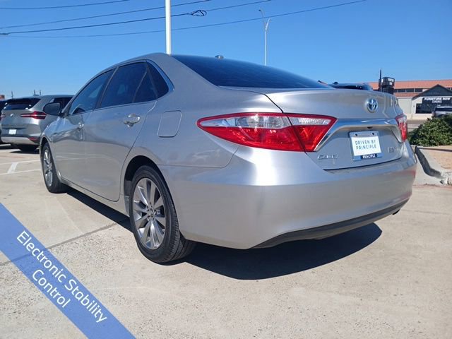 Used 2016 Toyota Camry XLE image 7