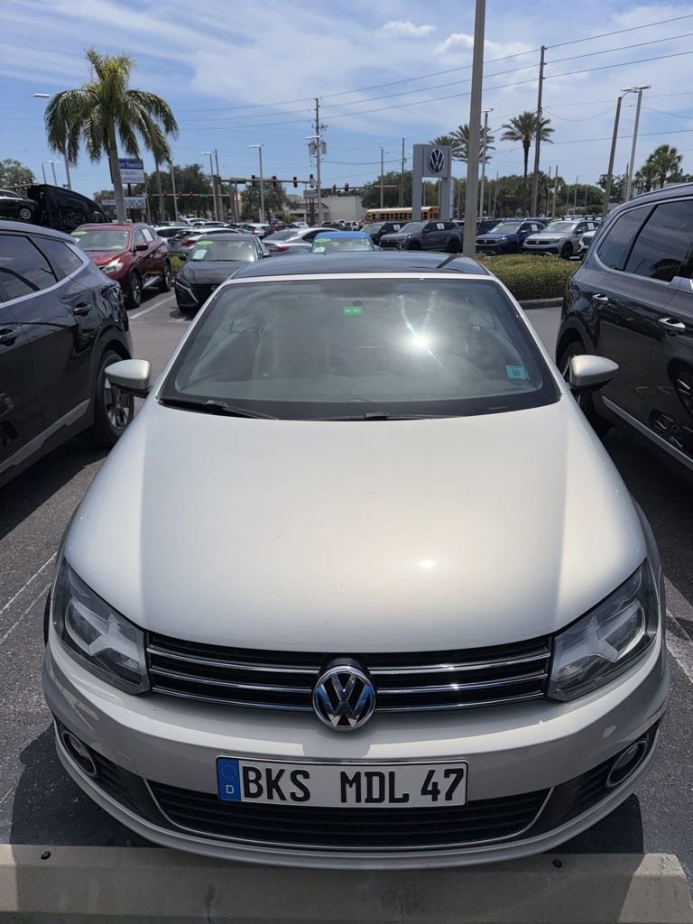 Used 2012 Volkswagen Eos Komfort FWD image 1