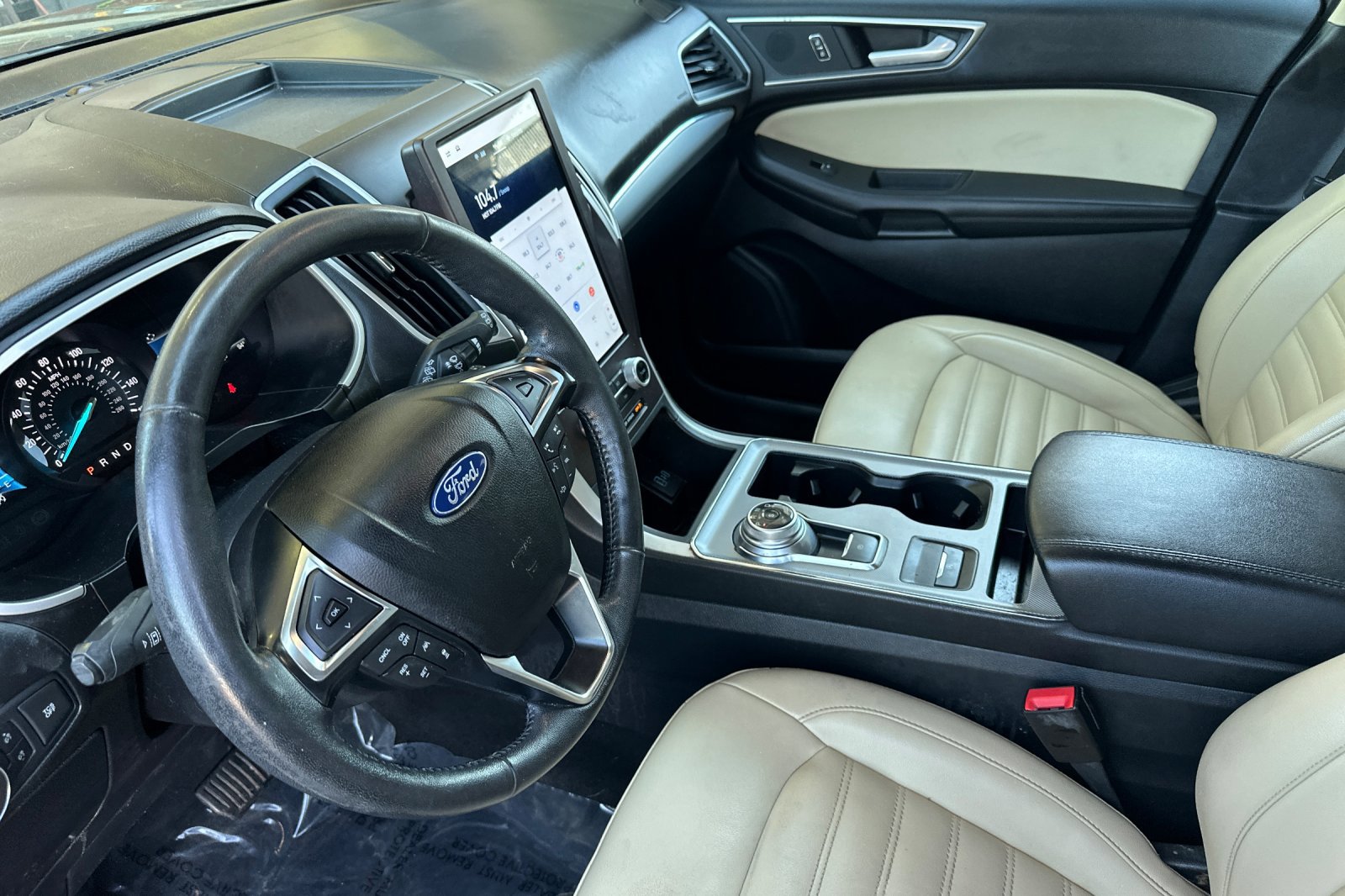 Used 2021 Ford Edge SEL w/ Cargo Accessory Package image 10