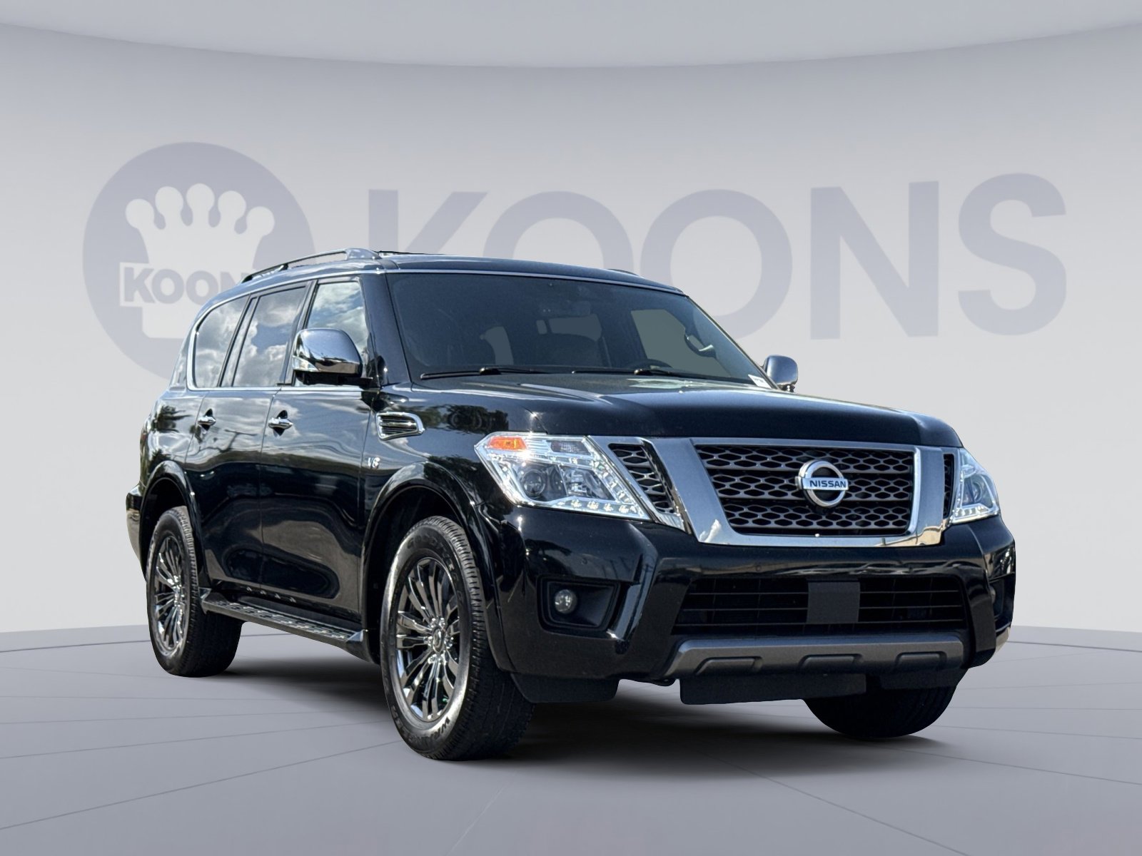 Used 2019 Nissan Armada Platinum w/ Captain's Chairs Package image 10