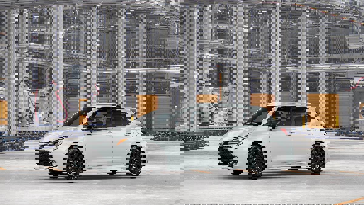 New 2026 Toyota Corolla XSE image 5