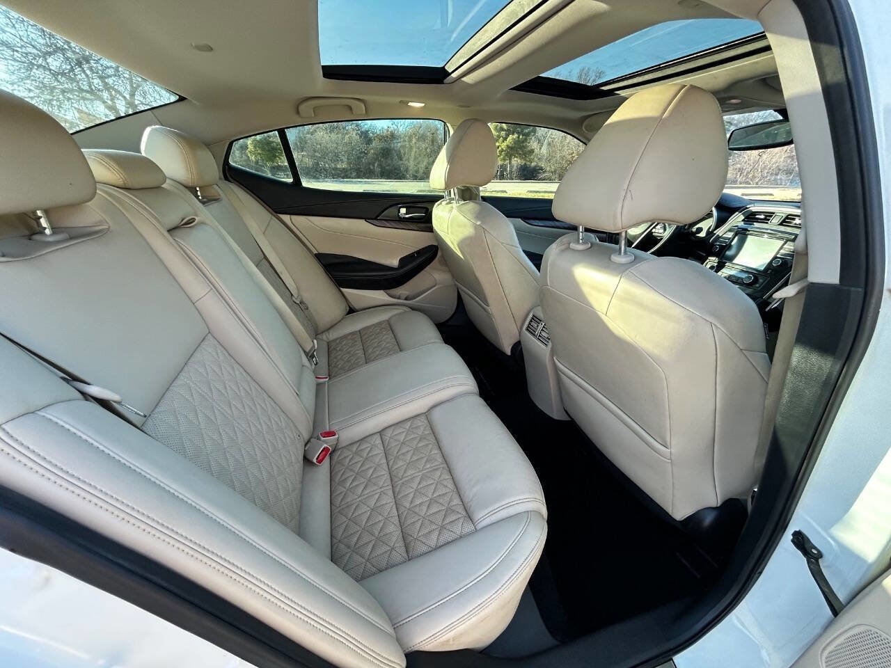 Used 2017 Nissan Maxima Platinum image 14