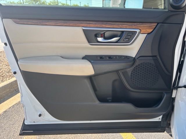 Used 2019 Honda CR-V Touring image 10