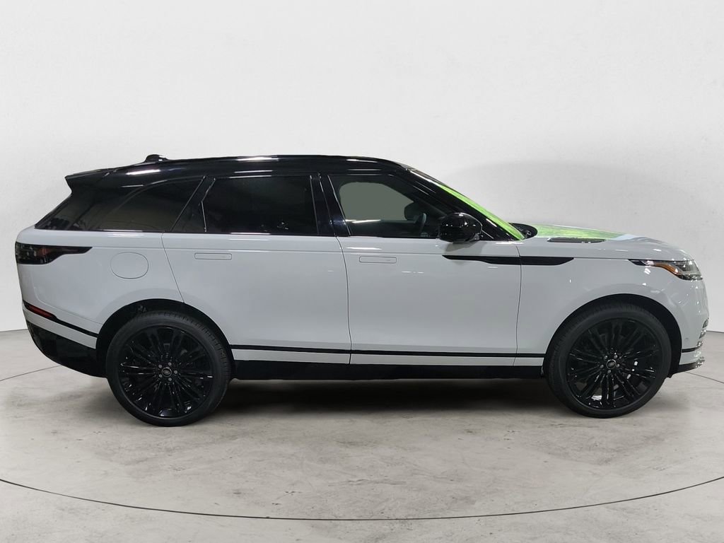 New 2026 Land Rover Range Rover Velar Dynamic SE image 6