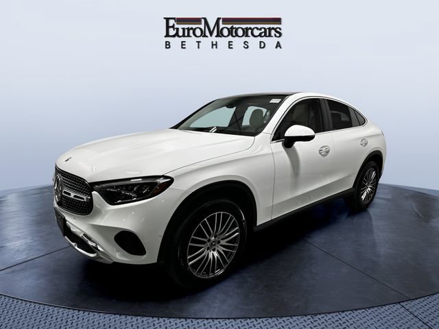 Used 2026 Mercedes-Benz GLC 300 4MATIC image 1