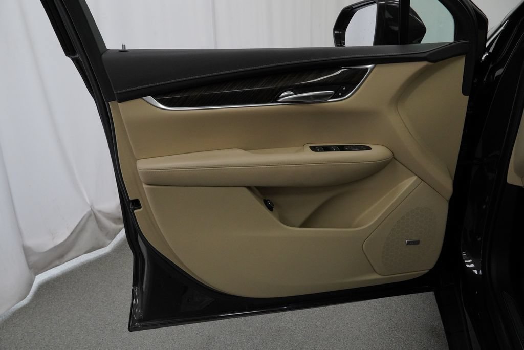 Certified 2019 Cadillac XT5 AWD image 23