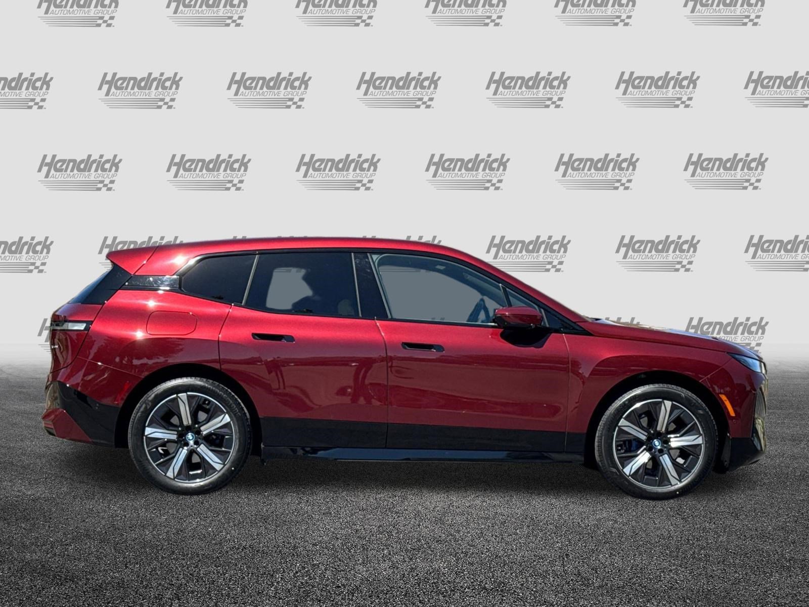 Certified 2025 BMW iX xDrive50 AWD/4WD image 3