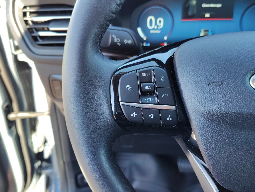 Used 2023 Ford Escape Active w/ Tech Pack #2 FWD image 17