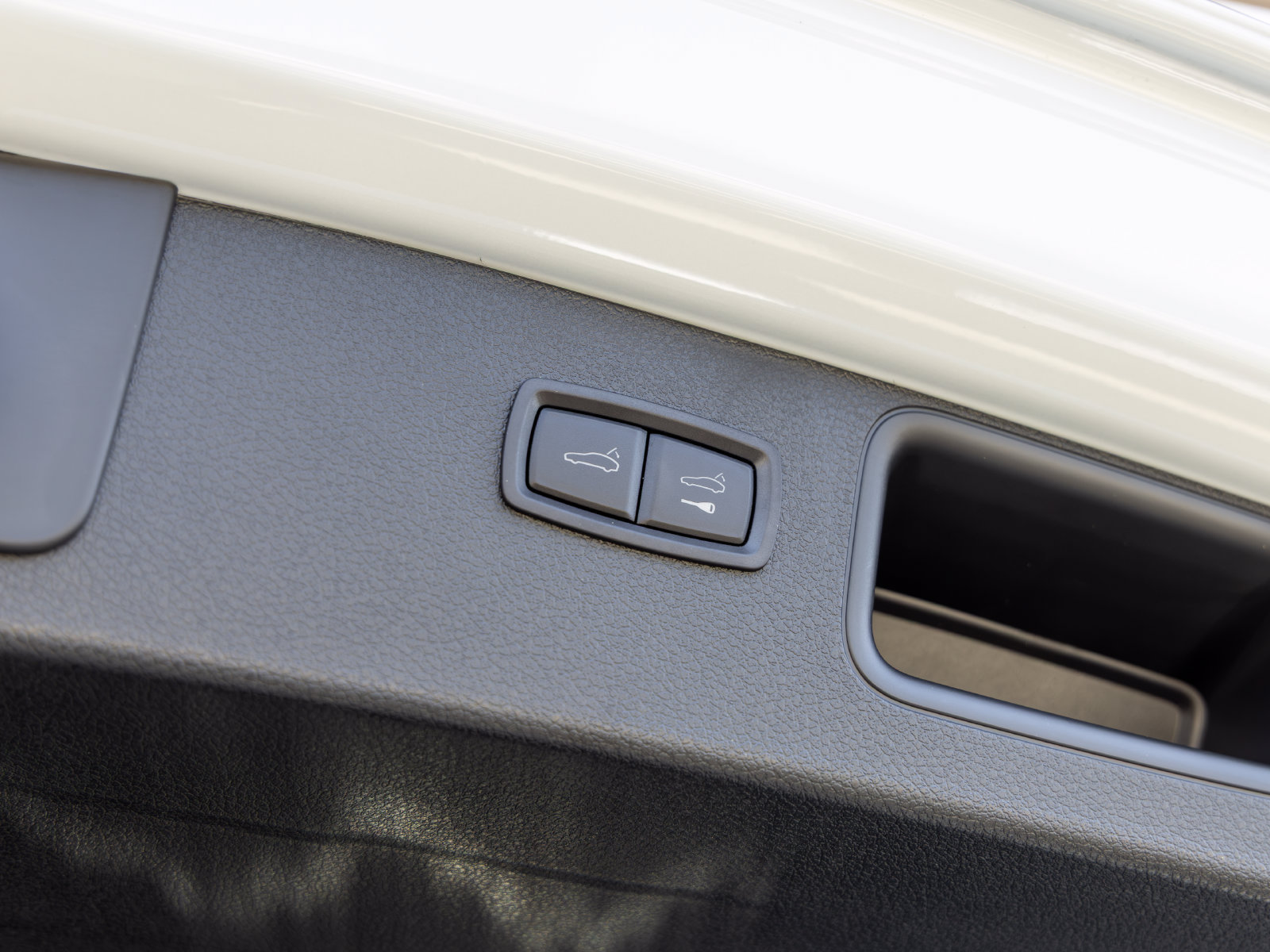 Certified 2026 Porsche Macan AWD/4WD image 53