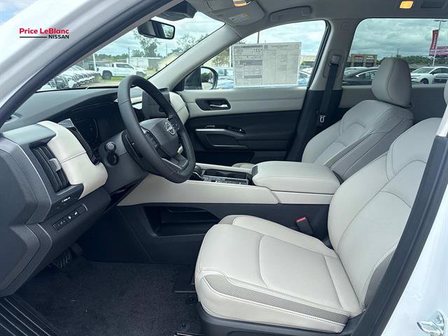 New 2026 Nissan Pathfinder SL FWD image 8