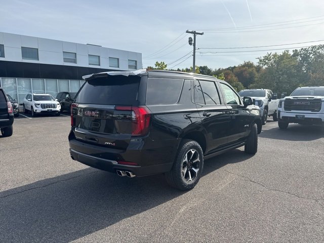 New 2026 GMC Yukon AT4 w/ AT4 Premium Package image 7