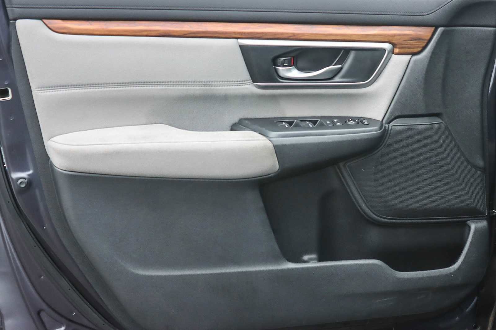 Used 2019 Honda CR-V EX image 19