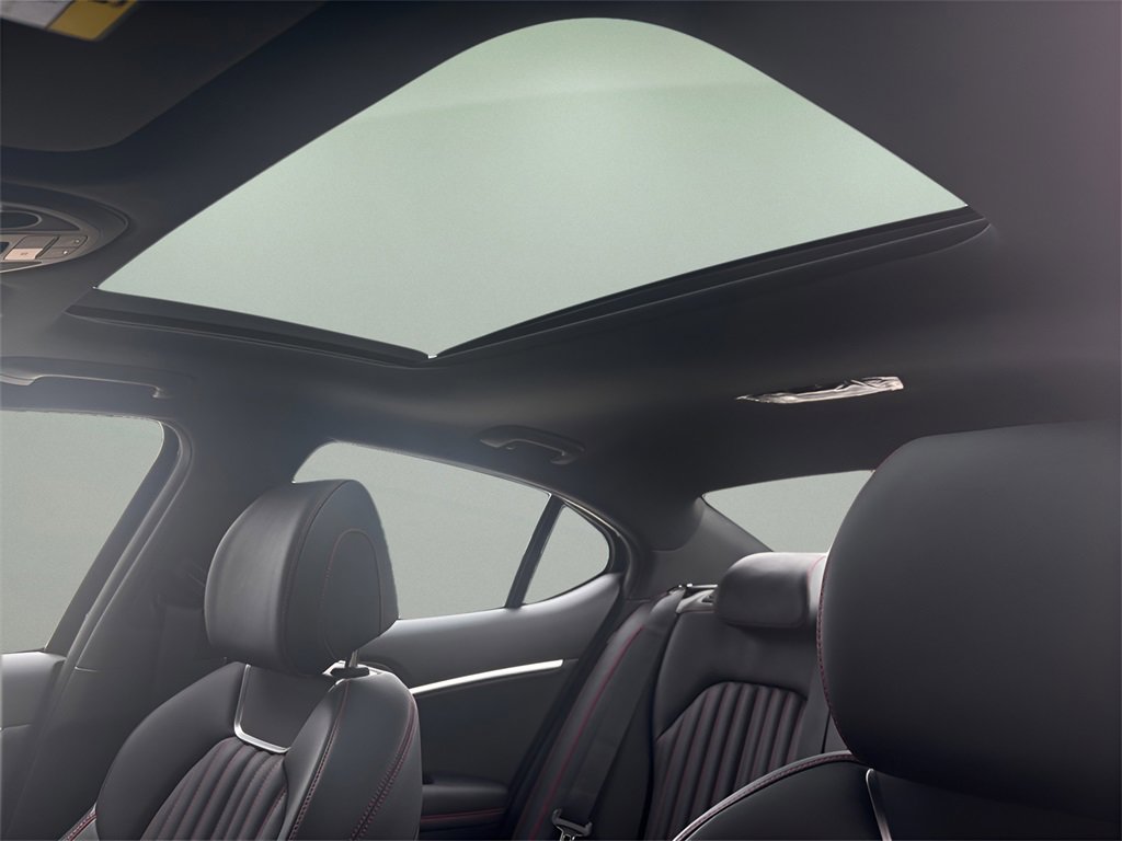 New 2025 Genesis G70 2.5T w/ Sport Prestige Package image 17