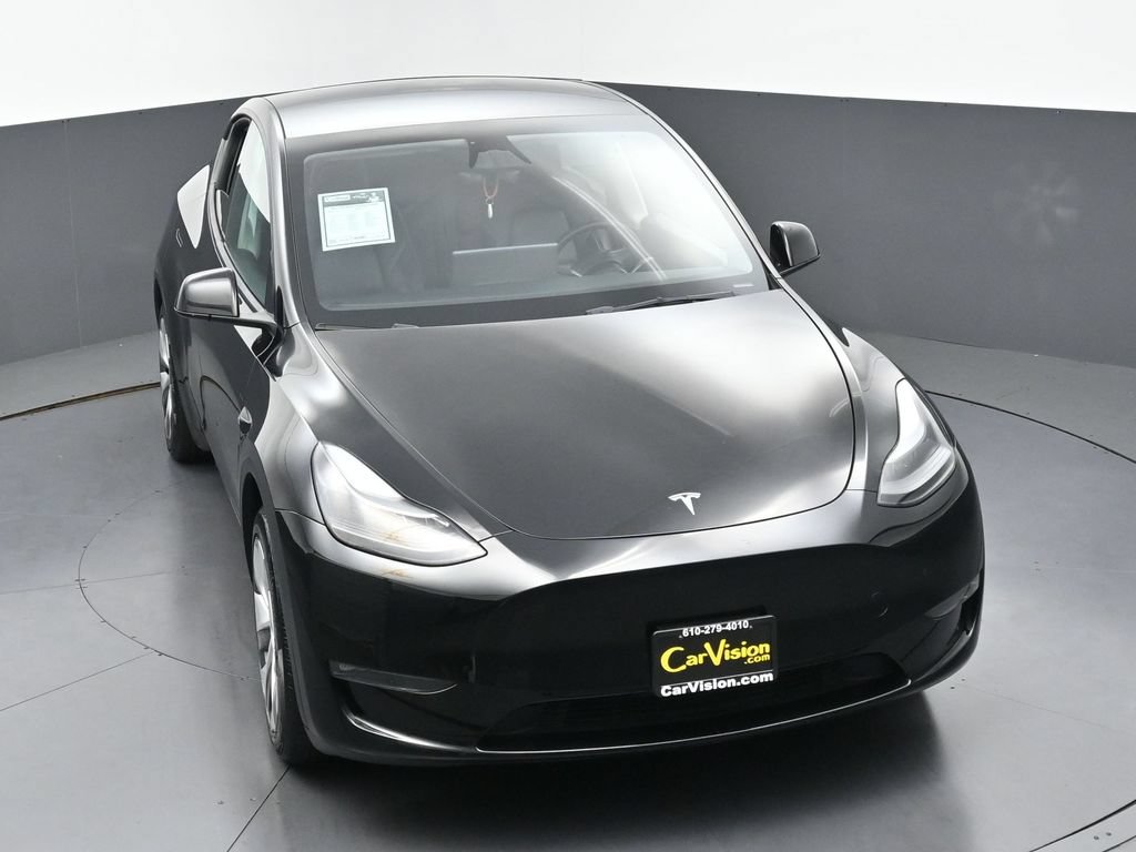 Used 2023 Tesla Model Y 2WD image 41