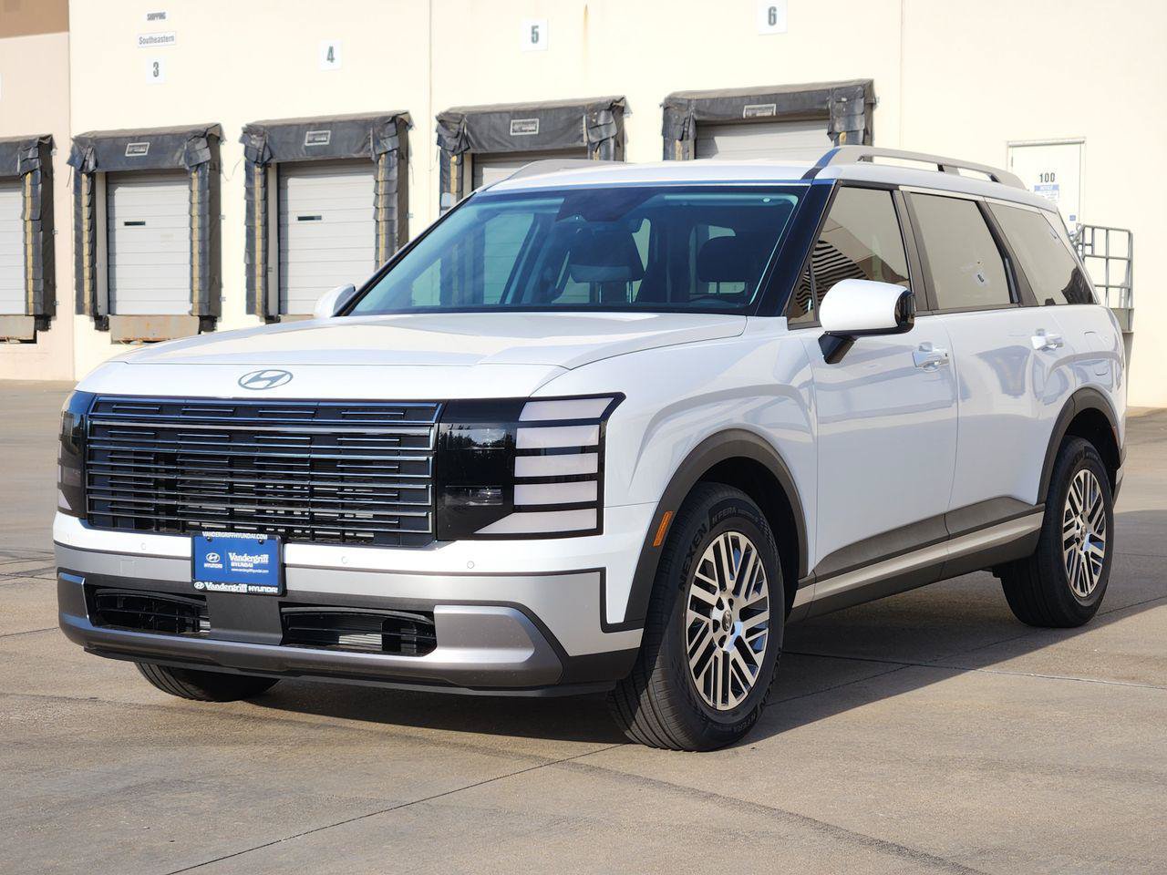 New 2027 Hyundai Palisade SEL FWD image 2