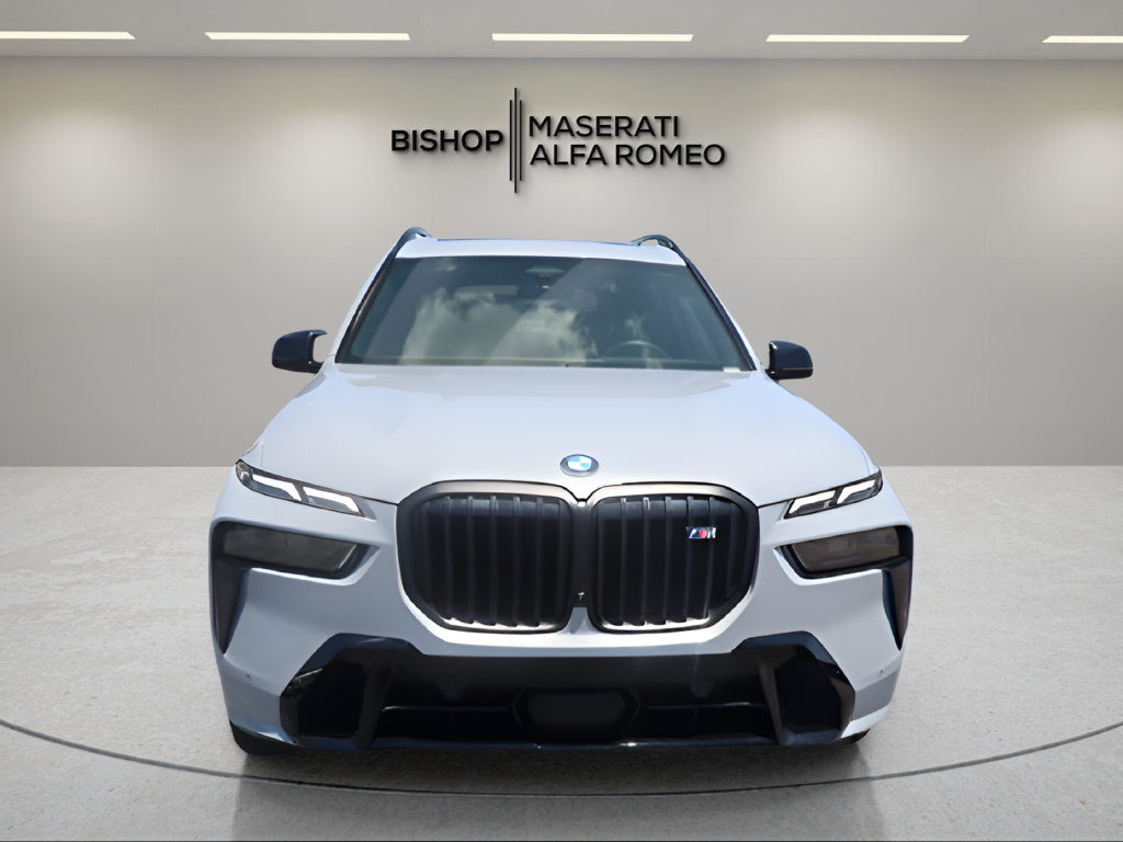Used 2025 BMW X7 M60i w/ Executive Package AWD/4WD image 3