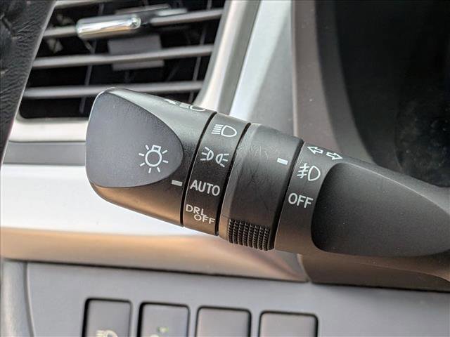 Used 2015 Toyota Highlander Limited Platinum image 9
