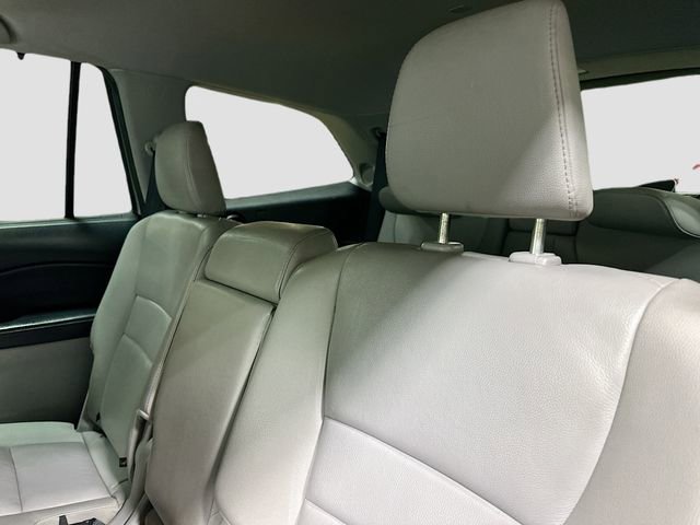 Used 2018 Honda Pilot Touring image 23