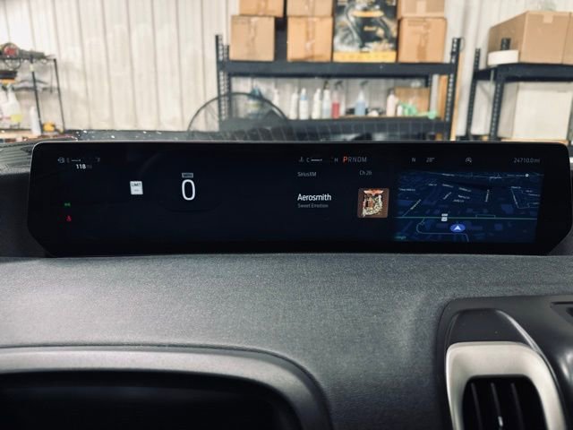 Used 2025 Ford Expedition Active image 40