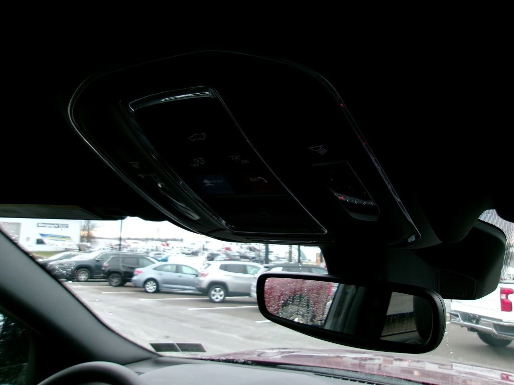 Certified 2024 Jeep Grand Cherokee Altitude image 22