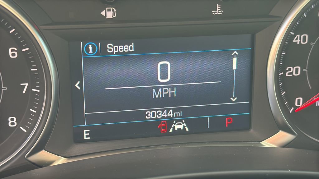 Used 2024 GMC Terrain SLE w/ Elevation Edition FWD image 9