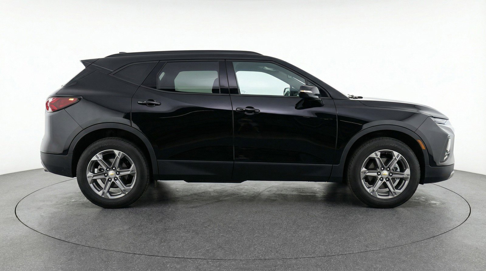 Used 2025 Chevrolet Blazer LT image 11