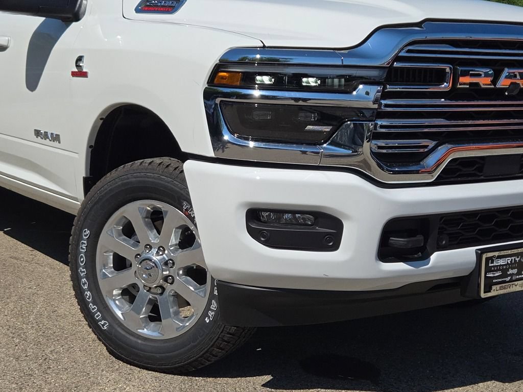 New 2026 RAM 2500 Laramie AWD/4WD image 7