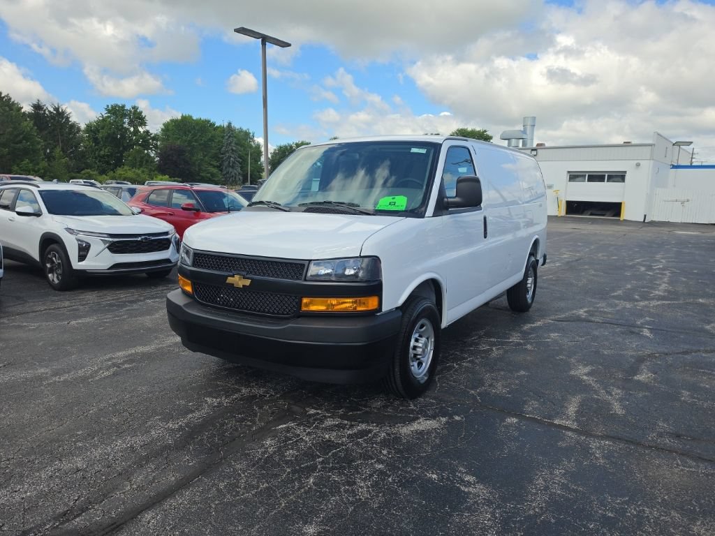 New 2026 Chevrolet Express 2500 w/ Driver Convenience Package RWD image 3