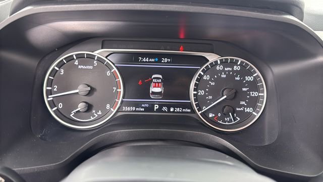 Certified 2025 Nissan Rogue SV image 21