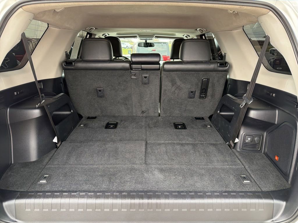 Used 2018 Toyota 4Runner Limited image 11