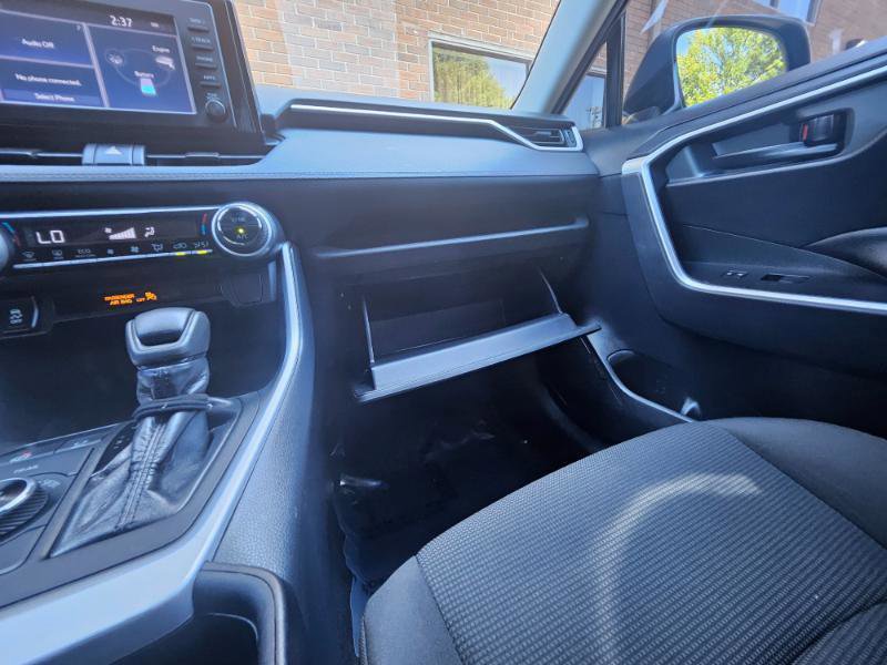 Used 2019 Toyota RAV4 LE image 54