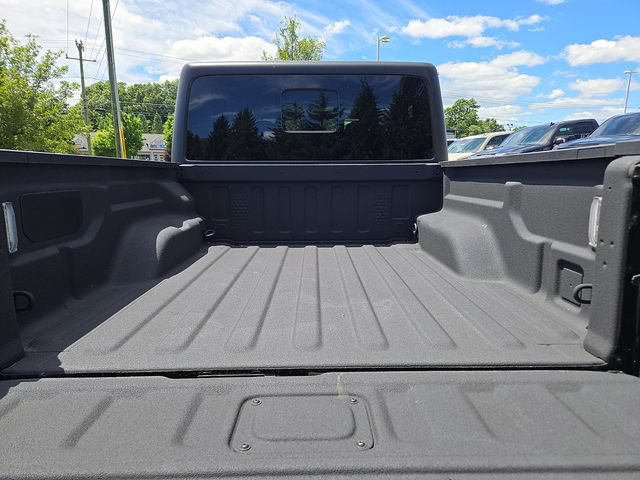 Used 2025 Jeep Gladiator Sport AWD/4WD image 29