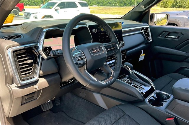 New 2025 GMC Canyon Elevation w/ Convenience Package image 6