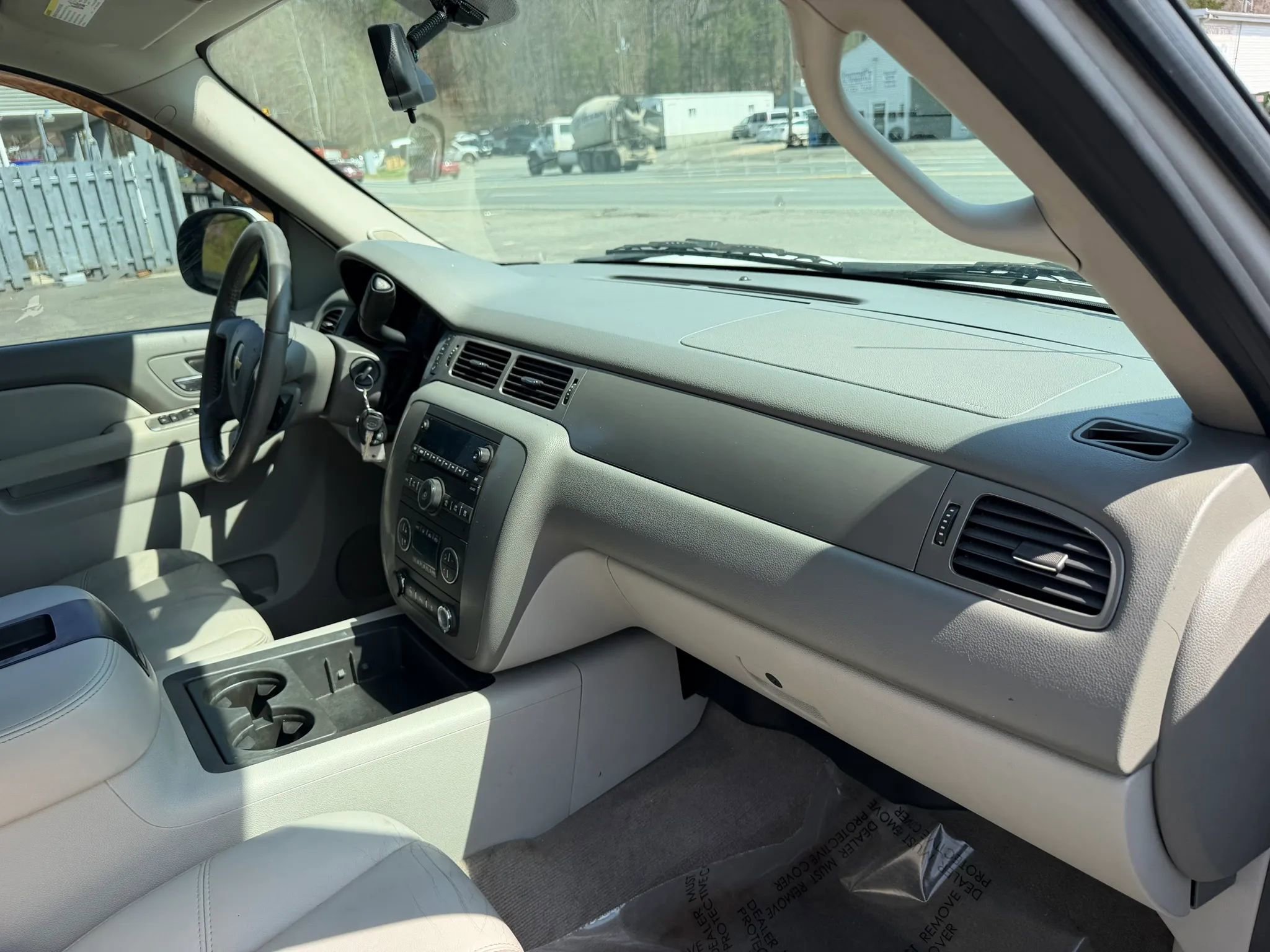 Used 2011 Chevrolet Avalanche LT w/ Suspension Package, Off-Road image 18