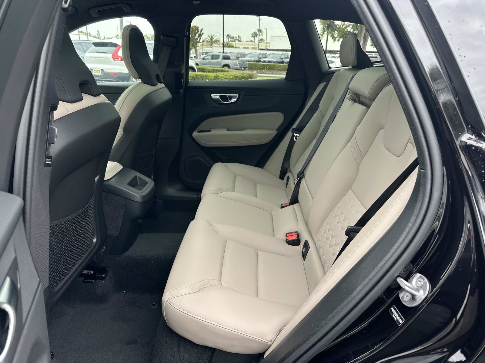 New 2026 Volvo XC60 B5 Core AWD/4WD image 17