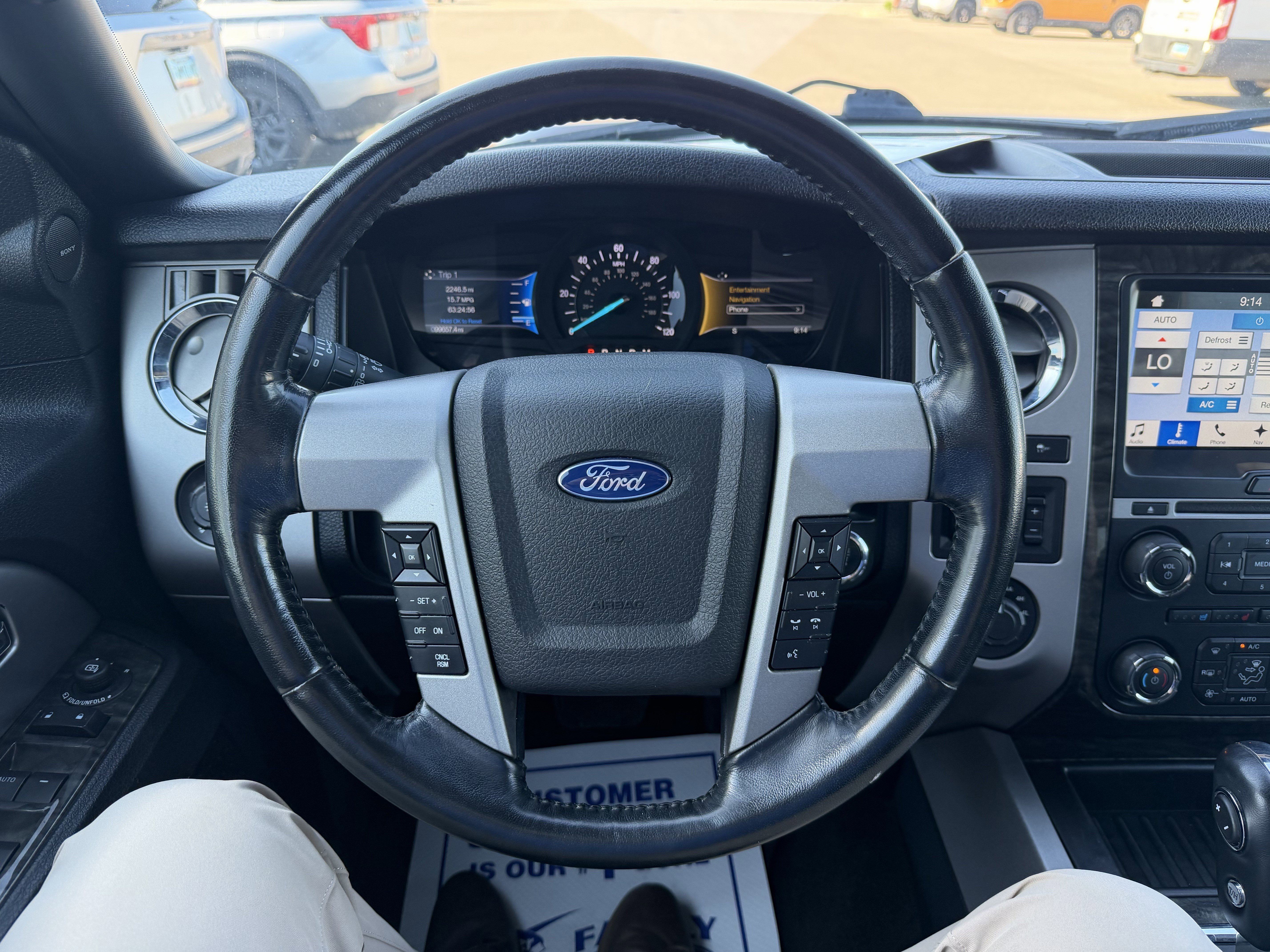 Used 2017 Ford Expedition Limited w/ Equipment Group 301A AWD/4WD image 9