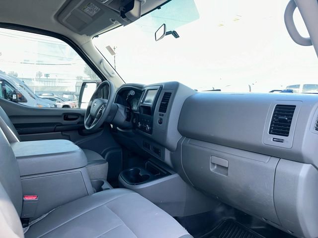Used 2021 Nissan NV 2500 SV image 37