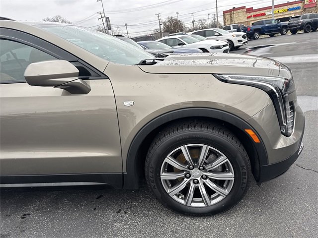Used 2020 Cadillac XT4 Sport image 2