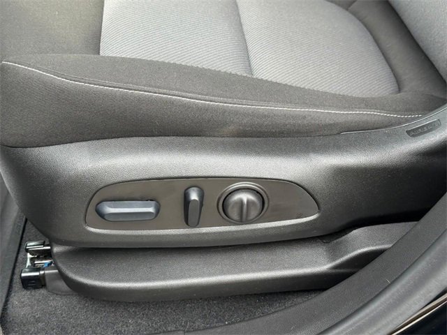 Used 2023 Chevrolet Blazer LT w/ Convenience Package image 17