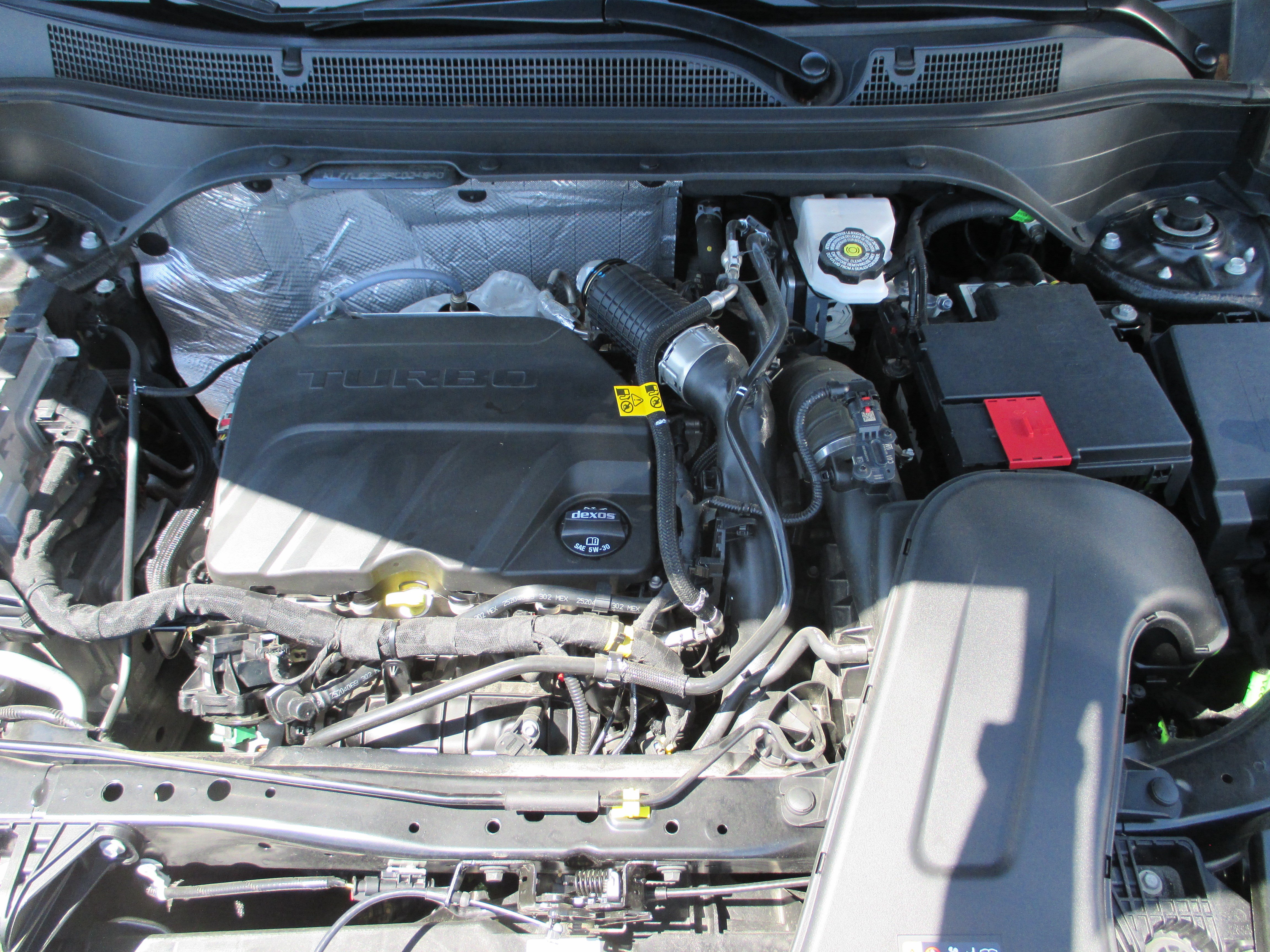 Used 2024 Chevrolet Trax RS FWD image 23