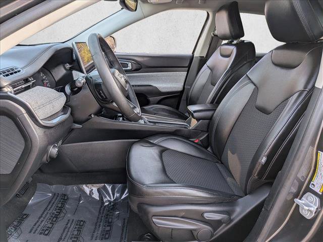 Used 2022 Jeep Compass Latitude image 17