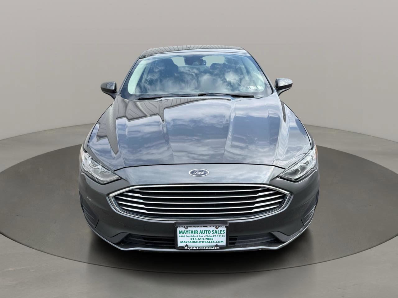 Used 2019 Ford Fusion SE FWD image 10