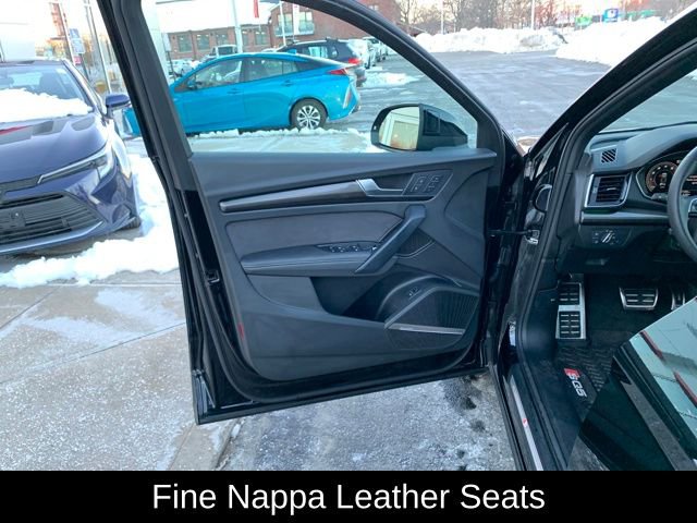 Used 2025 Audi SQ5 Premium Plus image 12