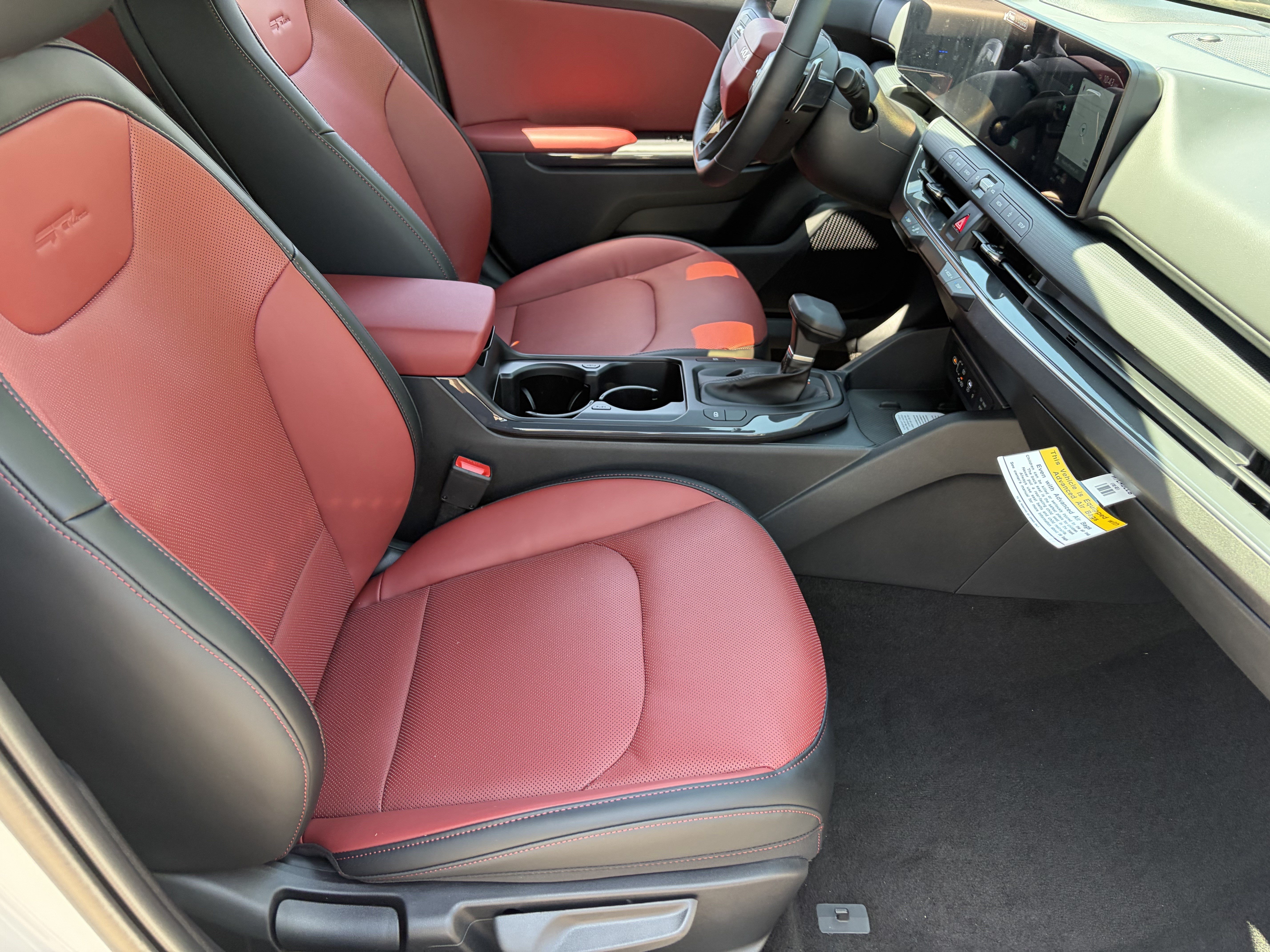 New 2026 Kia K4 GT-Line w/ GT-Line Premium Package FWD image 9