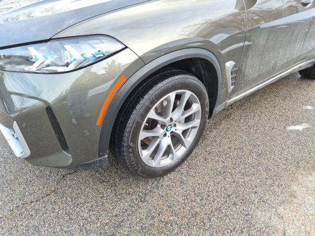 Used 2024 BMW X5 xDrive40i w/ Premium Package image 6