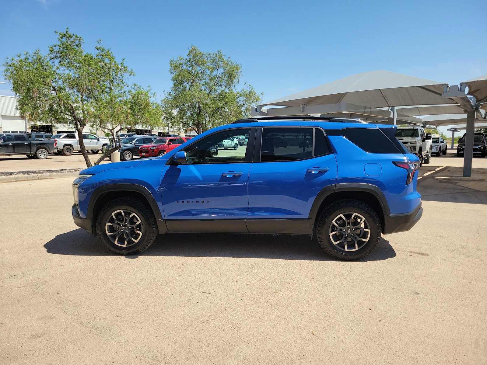 Used 2026 Chevrolet Equinox ACTIV w/ Safety and Technology Package image 5