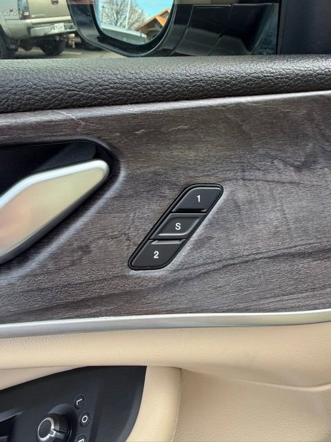 Used 2024 Jeep Grand Cherokee Limited image 16